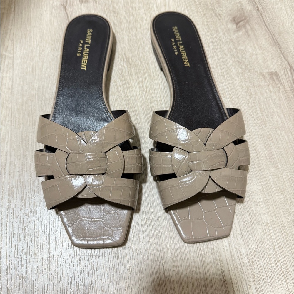 Saint Laurent Tan Beige Slide Sandals Size 39